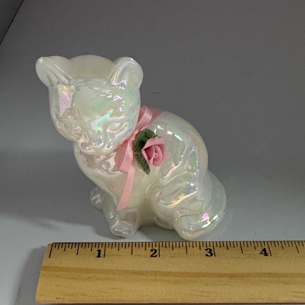 Fenton Iridescent White Cat Figurine with Pink Accents - Picture 5 of 5